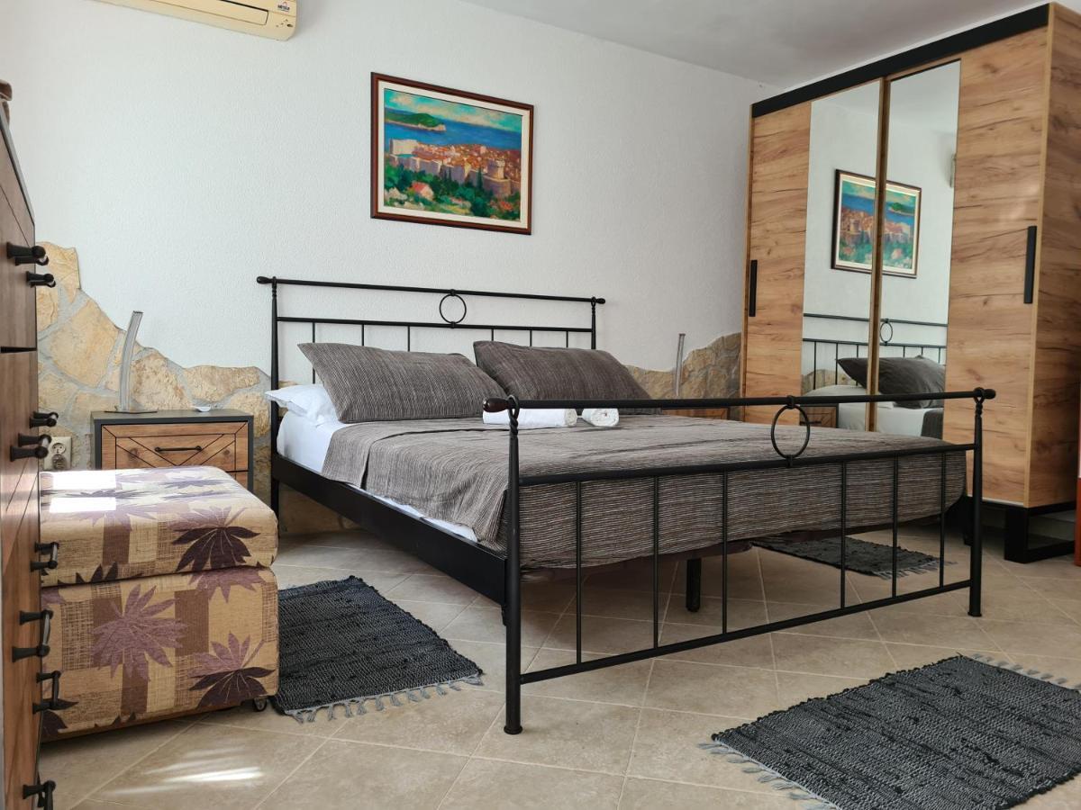 Bed And Breakfast Villa Klaic ดูบรอฟนิก ภายนอก รูปภาพ
