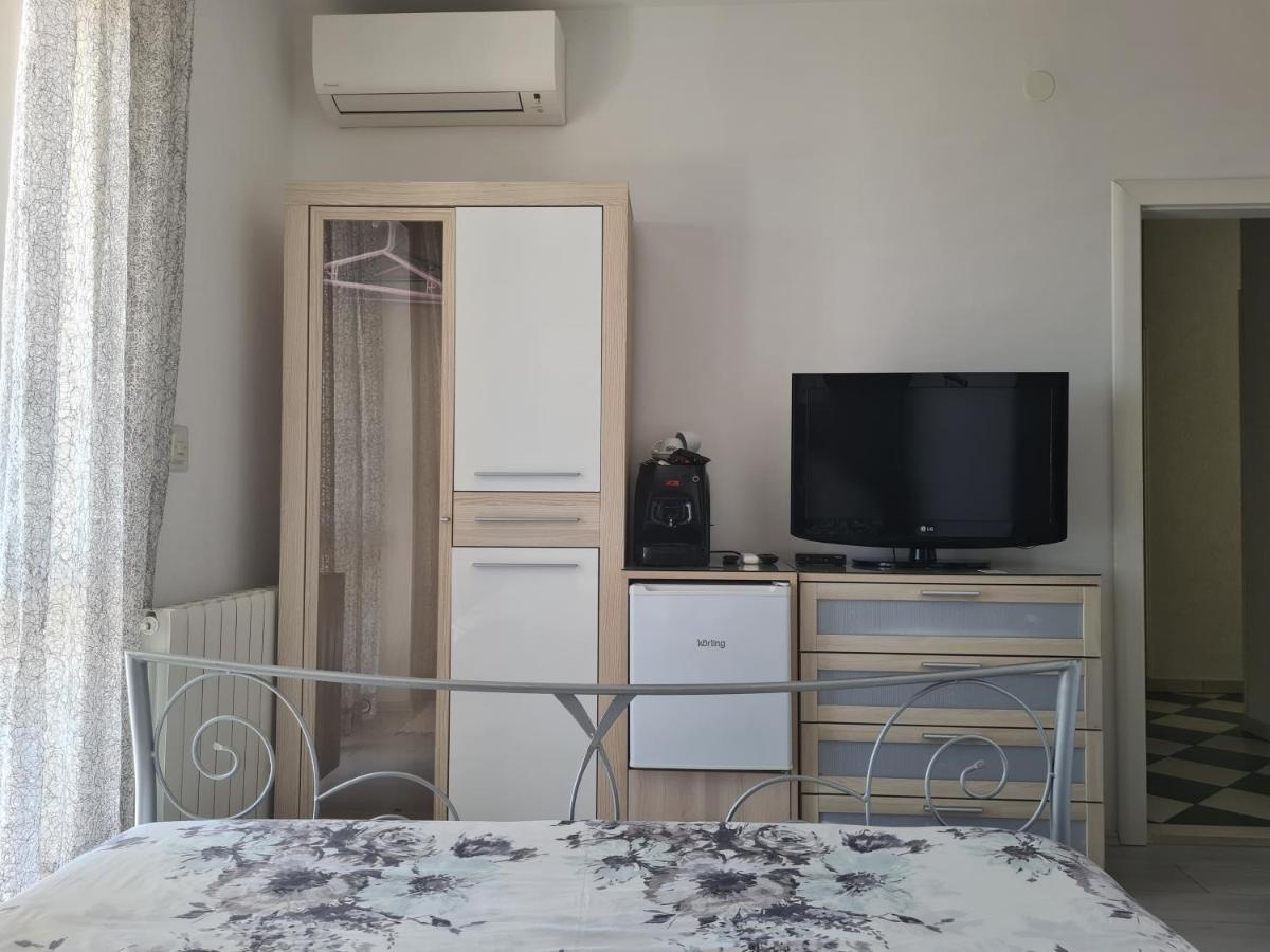 Bed And Breakfast Villa Klaic ดูบรอฟนิก ภายนอก รูปภาพ